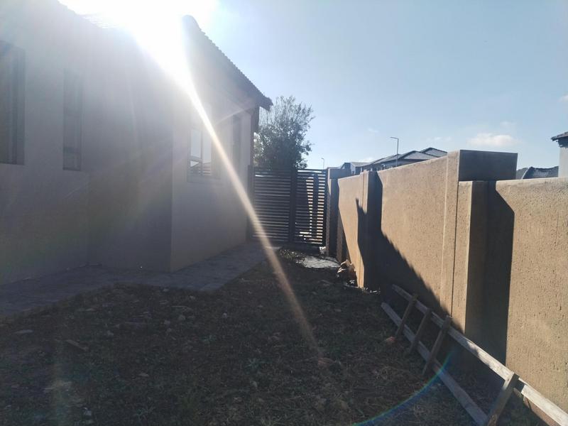 To Let 5 Bedroom Property for Rent in Wildtuinpark Gauteng