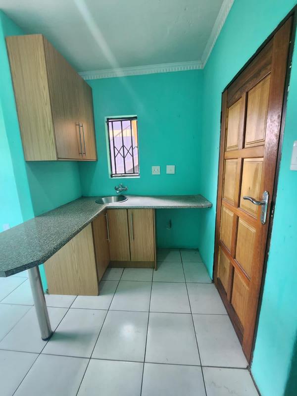 To Let 1 Bedroom Property for Rent in Naledi Gauteng