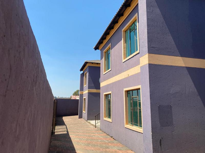To Let 1 Bedroom Property for Rent in Naledi Gauteng