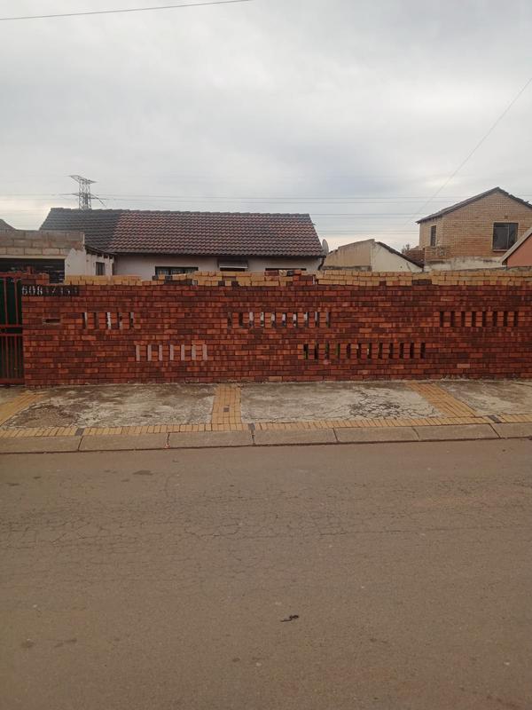 2 Bedroom Property for Sale in Jabulani Gauteng