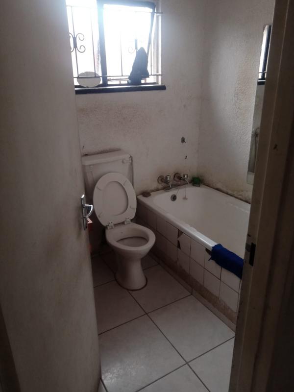 2 Bedroom Property for Sale in Jabulani Gauteng