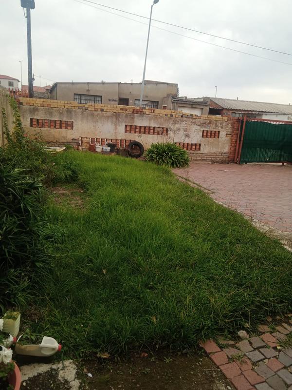2 Bedroom Property for Sale in Jabulani Gauteng