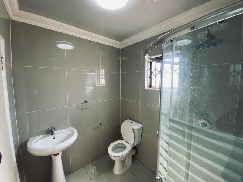 To Let 1 Bedroom Property for Rent in Clayville East Gauteng
