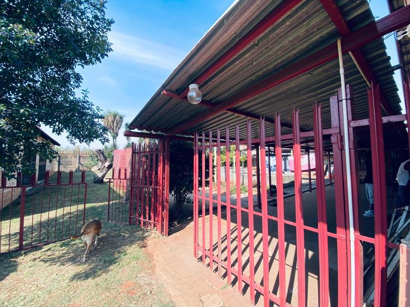 To Let 1 Bedroom Property for Rent in Clayville East Gauteng