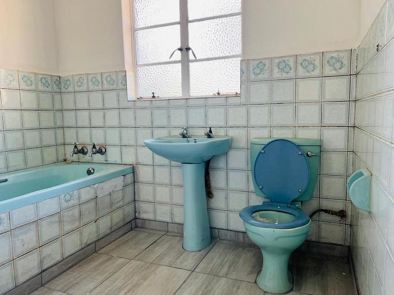 To Let 3 Bedroom Property for Rent in Fleurhof Gauteng