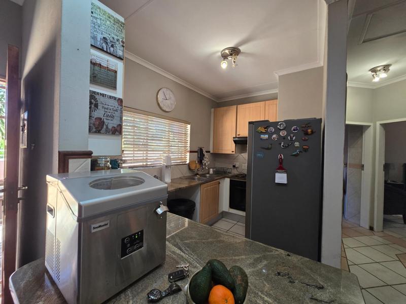 2 Bedroom Property for Sale in Equestria Gauteng