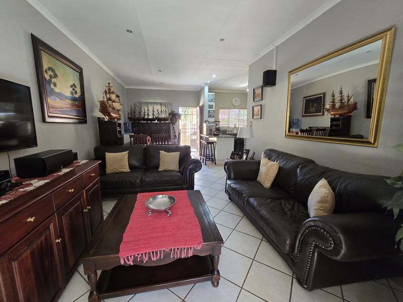 2 Bedroom Property for Sale in Equestria Gauteng