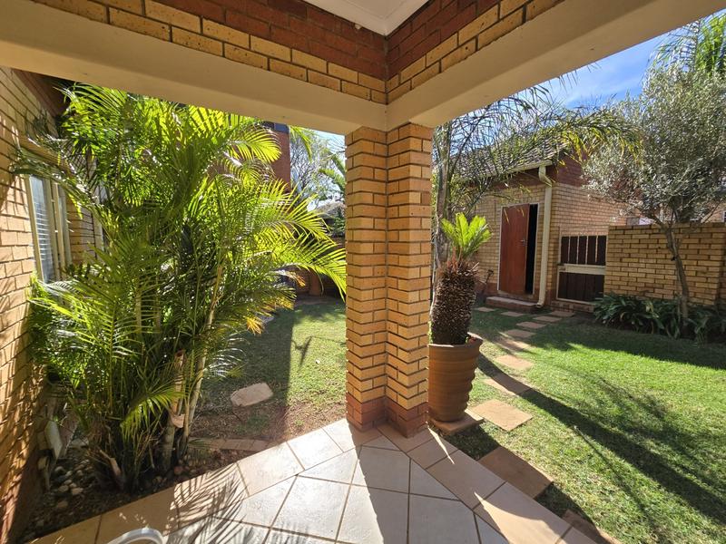 2 Bedroom Property for Sale in Equestria Gauteng