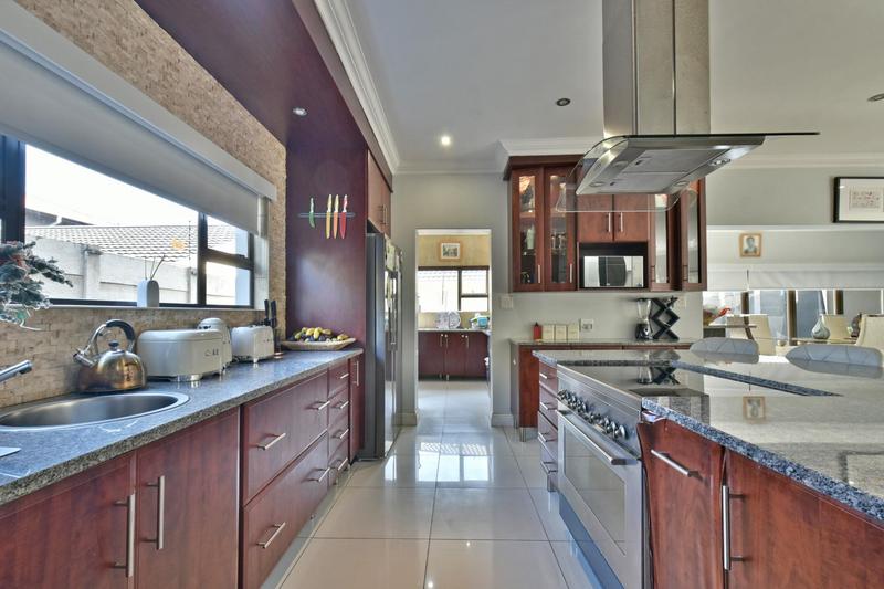 4 Bedroom Property for Sale in Brackendowns Gauteng