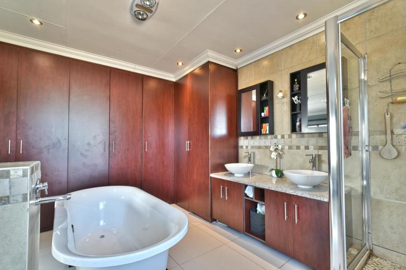 4 Bedroom Property for Sale in Brackendowns Gauteng