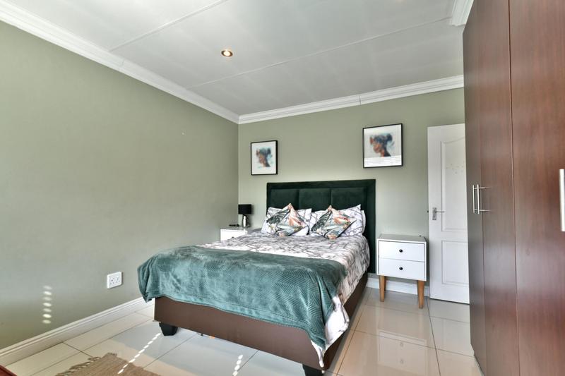 4 Bedroom Property for Sale in Brackendowns Gauteng