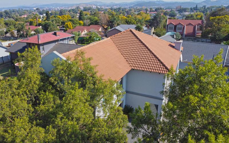 4 Bedroom Property for Sale in Brackendowns Gauteng