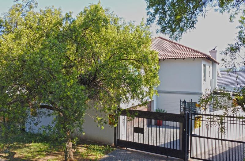 4 Bedroom Property for Sale in Brackendowns Gauteng