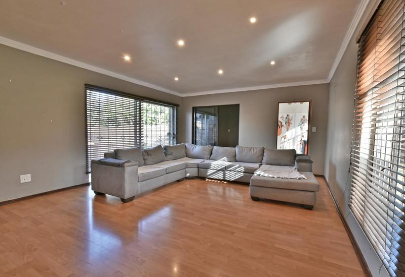 4 Bedroom Property for Sale in Glenvista Gauteng