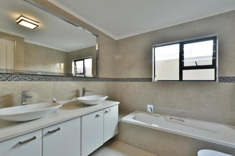 4 Bedroom Property for Sale in Morningside Gauteng