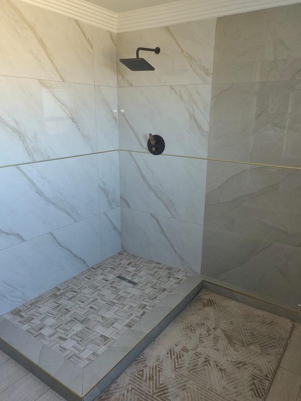 6 Bedroom Property for Sale in Protea North Gauteng