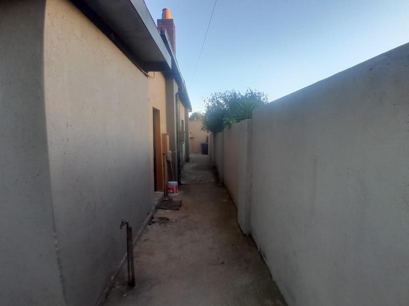 10 Bedroom Property for Sale in Roodepoort Gauteng