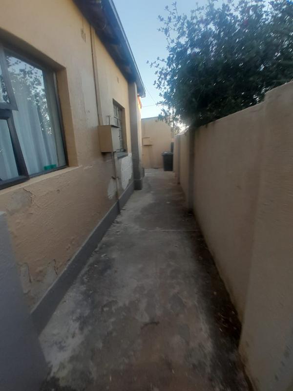 10 Bedroom Property for Sale in Roodepoort Gauteng