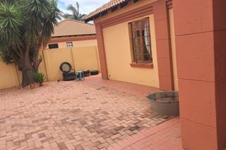 3 Bedroom Property for Sale in Heatherview Gauteng