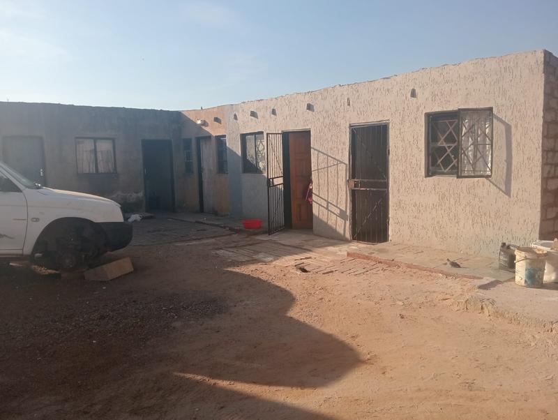 2 Bedroom Property for Sale in Mamelodi Gauteng