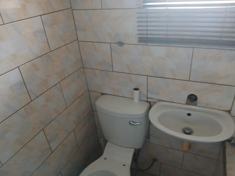 2 Bedroom Property for Sale in Soshanguve South Gauteng