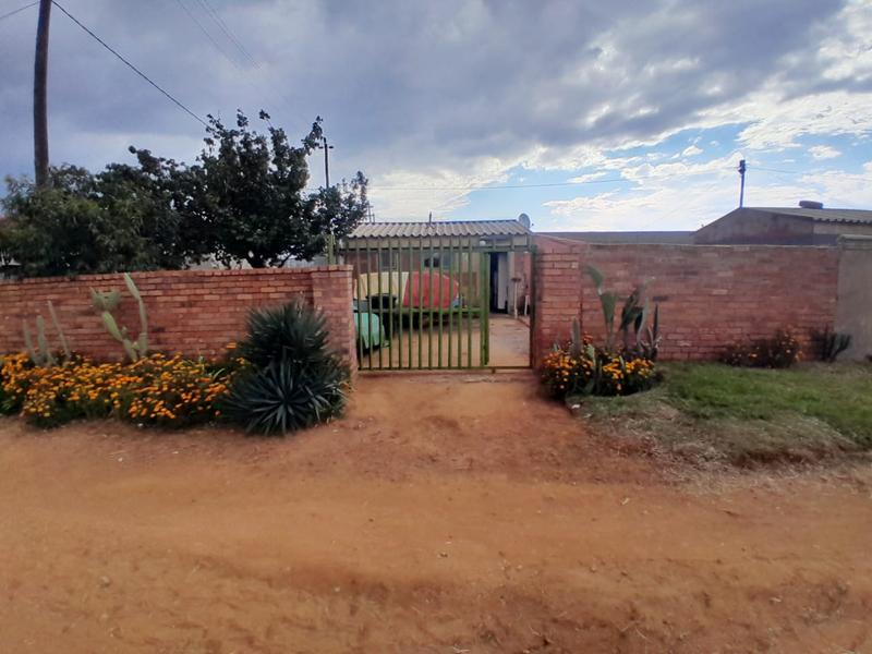 2 Bedroom Property for Sale in Bram Fischerville Gauteng