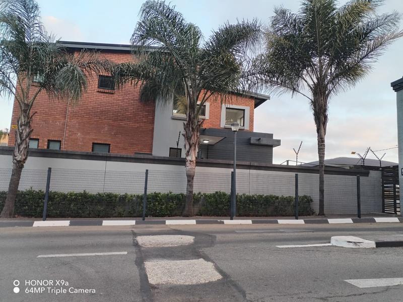 To Let 1 Bedroom Property for Rent in Bedfordview Gauteng