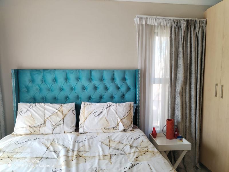 To Let 2 Bedroom Property for Rent in Lakefield Gauteng