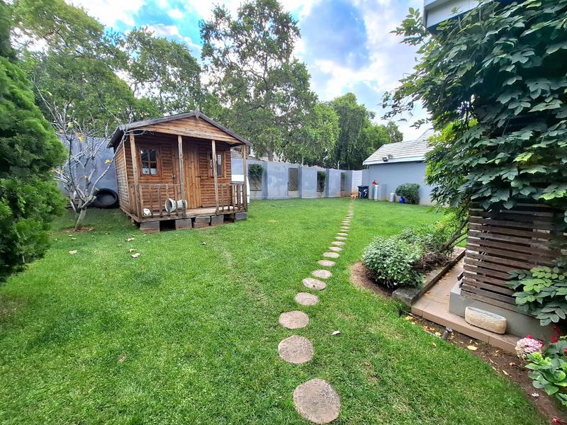 5 Bedroom Property for Sale in Sandton Gauteng