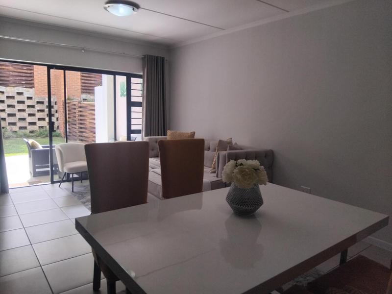 To Let 3 Bedroom Property for Rent in Olivedale Gauteng