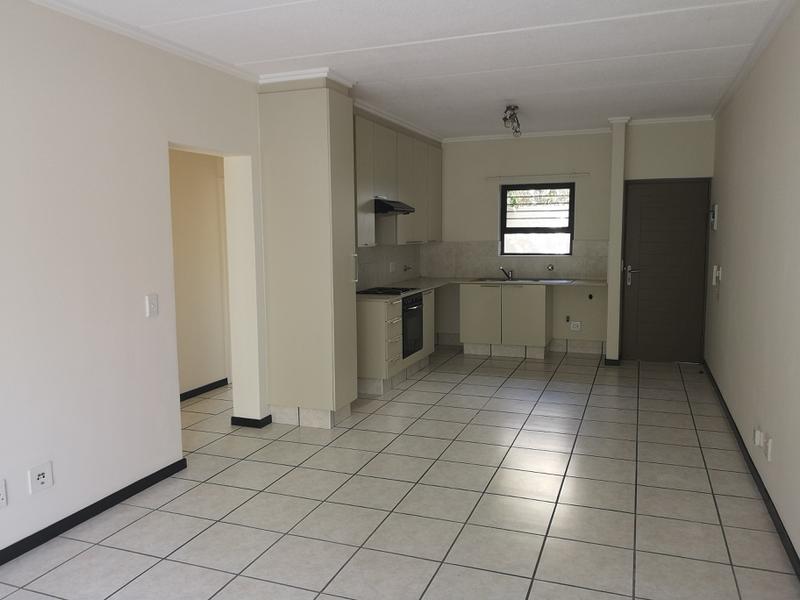 To Let 2 Bedroom Property for Rent in Douglasdale Gauteng