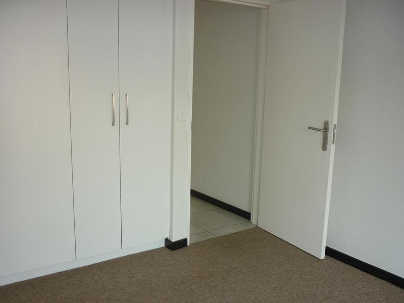 To Let 2 Bedroom Property for Rent in Lonehill Gauteng