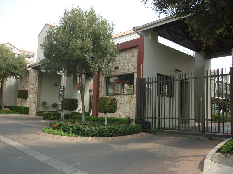 To Let 2 Bedroom Property for Rent in Lonehill Gauteng