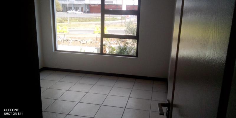 To Let 3 Bedroom Property for Rent in Greenstone Hill Gauteng