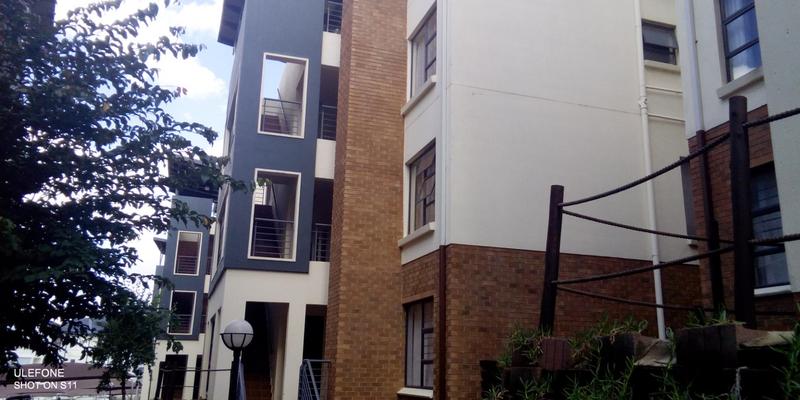 To Let 3 Bedroom Property for Rent in Greenstone Hill Gauteng