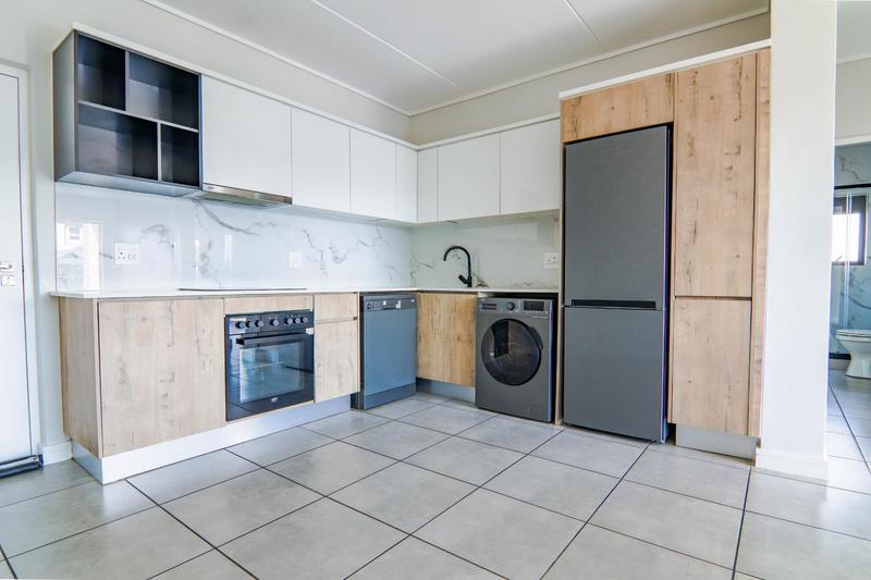 To Let 2 Bedroom Property for Rent in Waterfall Gauteng
