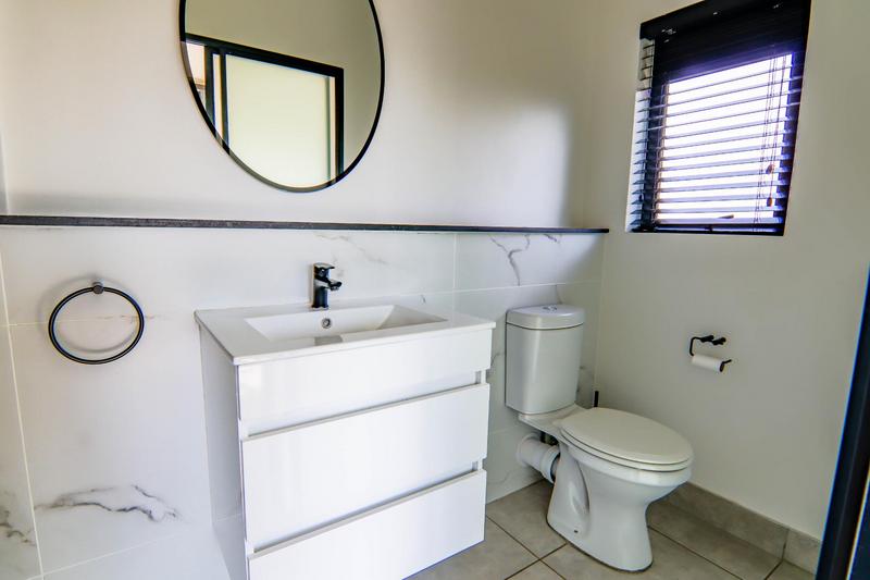 To Let 2 Bedroom Property for Rent in Waterfall Gauteng