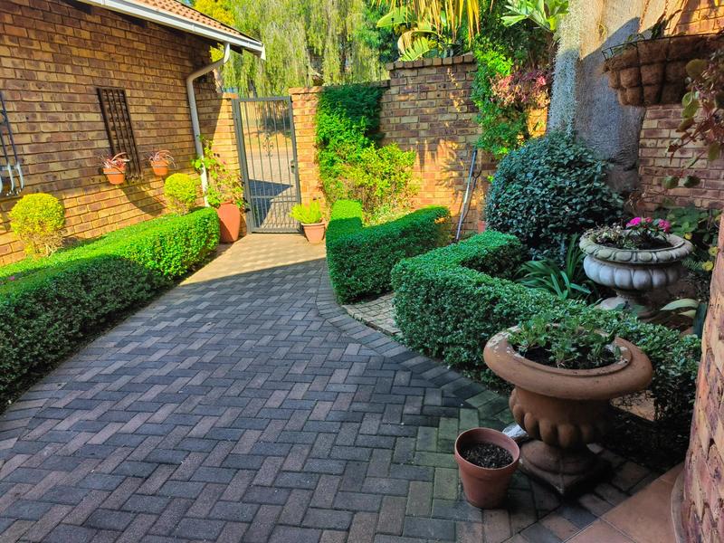 3 Bedroom Property for Sale in Moreleta Park Gauteng