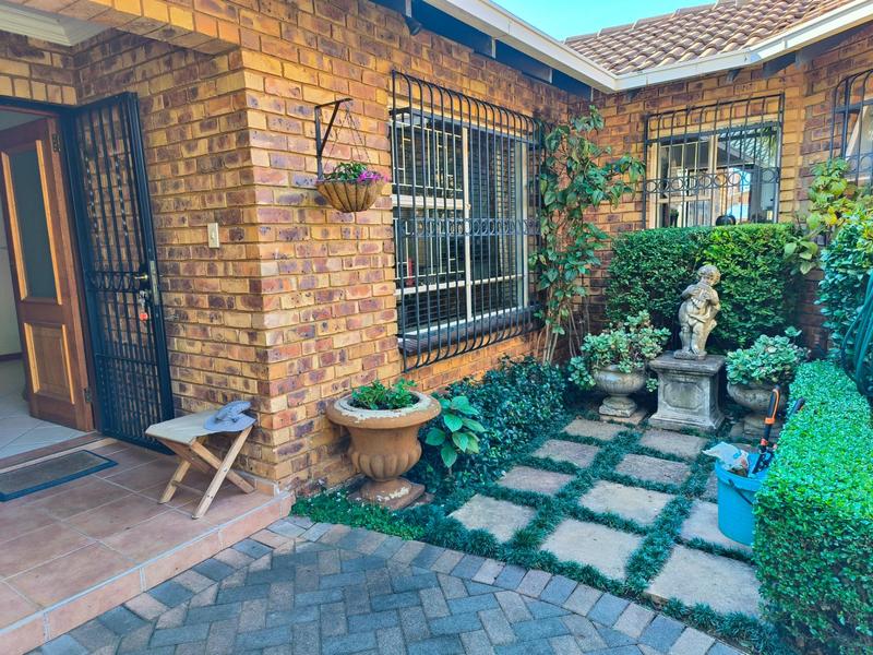 3 Bedroom Property for Sale in Moreleta Park Gauteng
