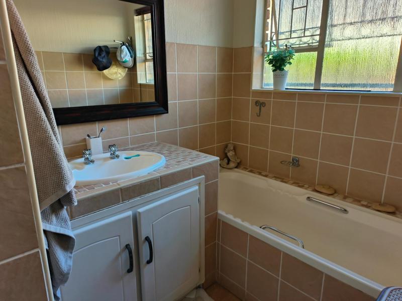 3 Bedroom Property for Sale in Moreleta Park Gauteng
