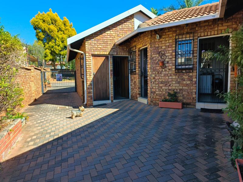 3 Bedroom Property for Sale in Moreleta Park Gauteng