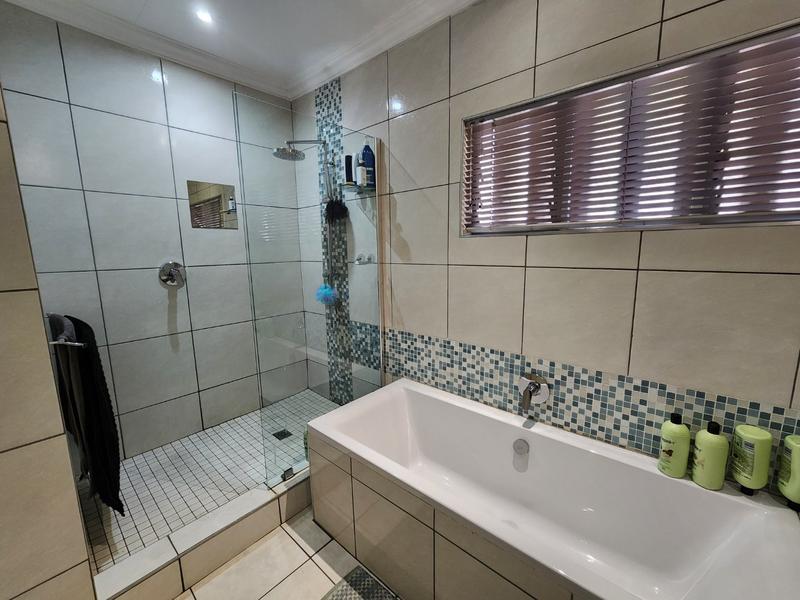3 Bedroom Property for Sale in Wonderboom Gauteng