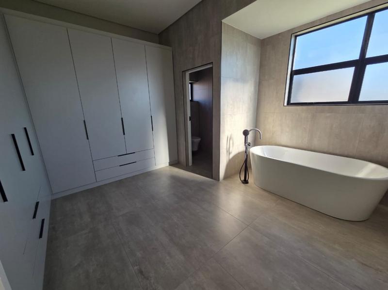 4 Bedroom Property for Sale in Midstream Heights Gauteng