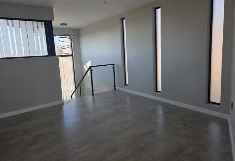 4 Bedroom Property for Sale in Midstream Heights Gauteng