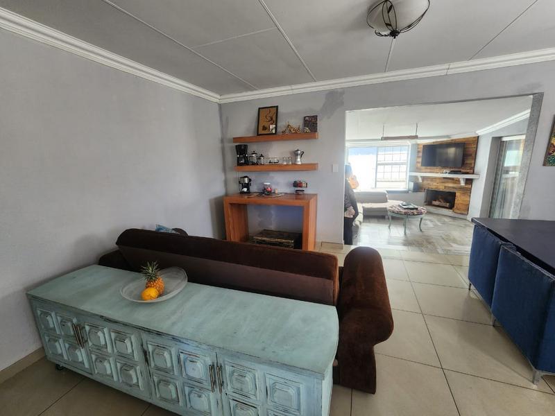 3 Bedroom Property for Sale in Albertsdal Gauteng