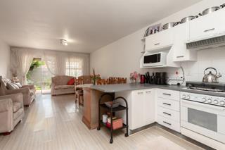 3 Bedroom Property for Sale in Brackendowns Gauteng