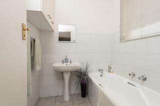 3 Bedroom Property for Sale in Brackendowns Gauteng