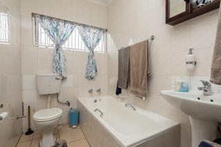 3 Bedroom Property for Sale in Brackenhurst Gauteng