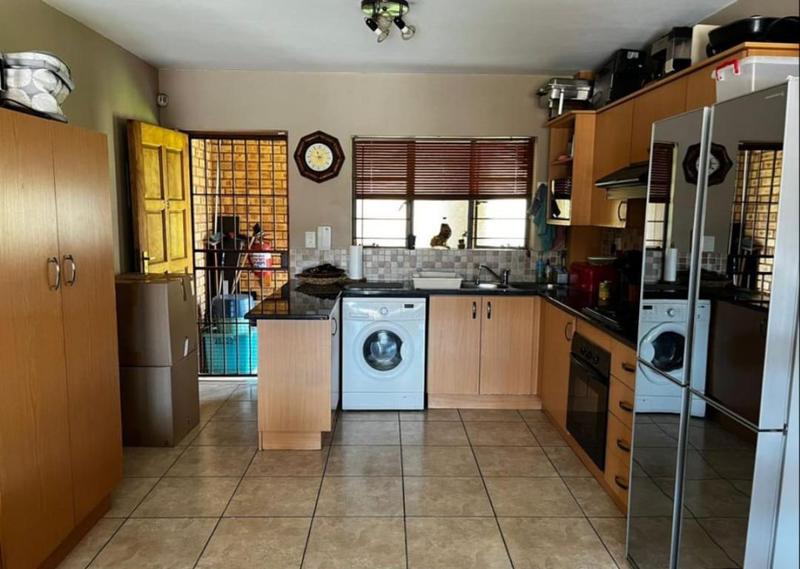 3 Bedroom Property for Sale in Elandshaven Gauteng