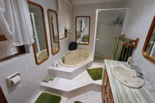 3 Bedroom Property for Sale in Mulbarton Gauteng